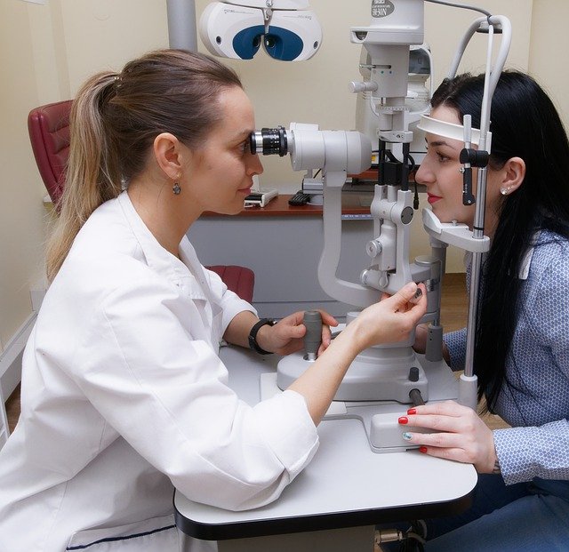 best eye and child care hospital in bilaspur chattisgarh